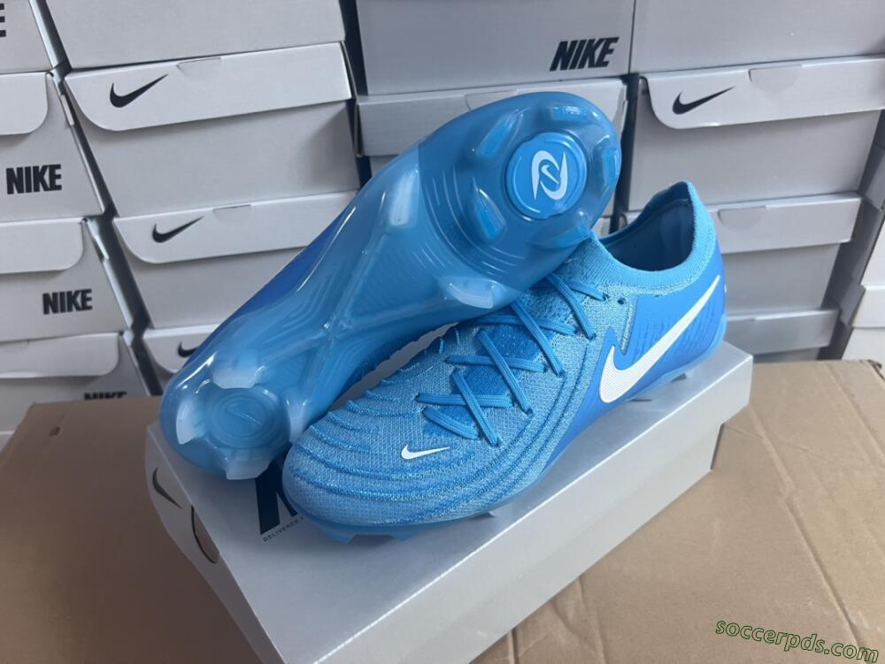 Nike Phantom Luna Elite NU FG Low-Tops Football Boots - Light Blue/White