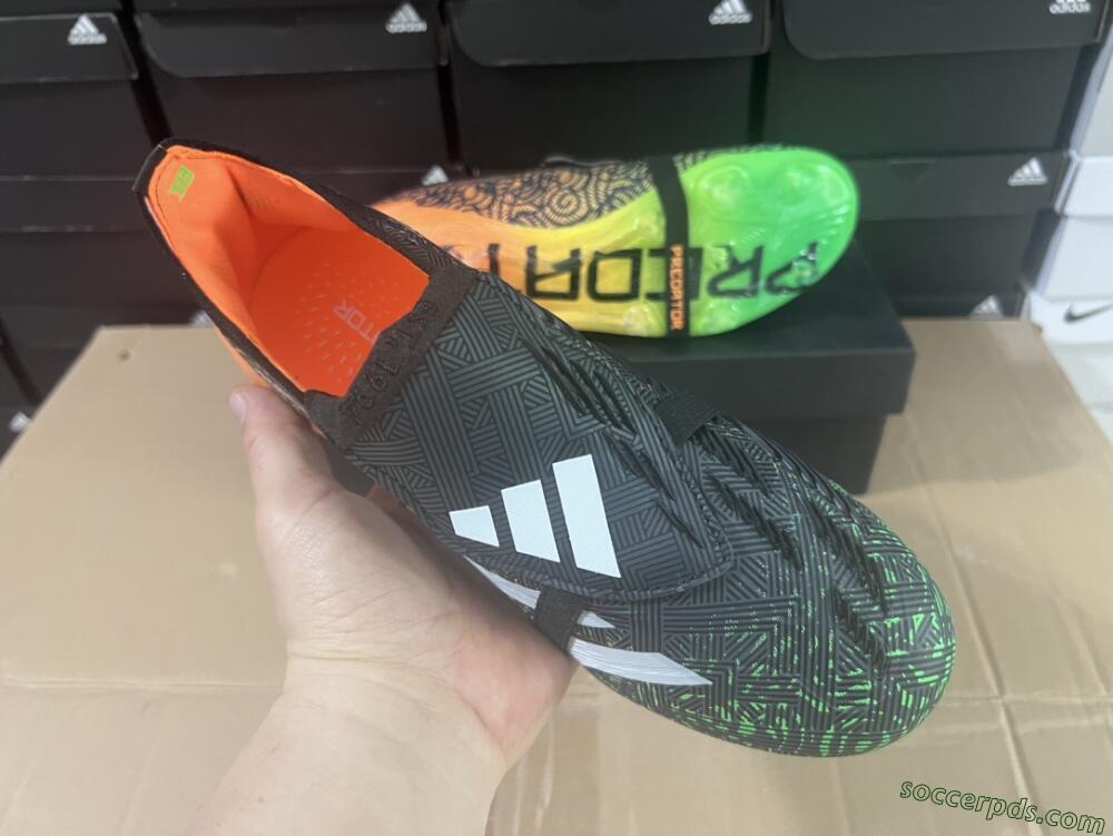 Adidas Predator Elite Foldover Tongue FG Low-Tops Football Boots - Black/White/Green