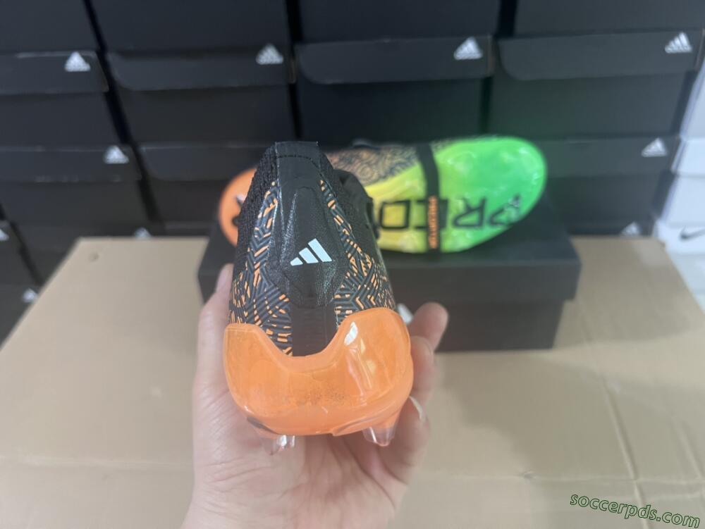 Adidas Predator Elite Foldover Tongue FG Low-Tops Football Boots - Black/White/Green