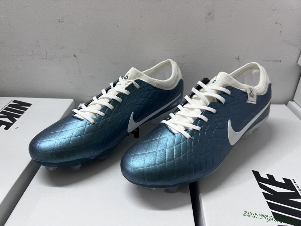 Nike Tiempo Legend 10 Elite FG Low-Tops Football Boots - Jade/White