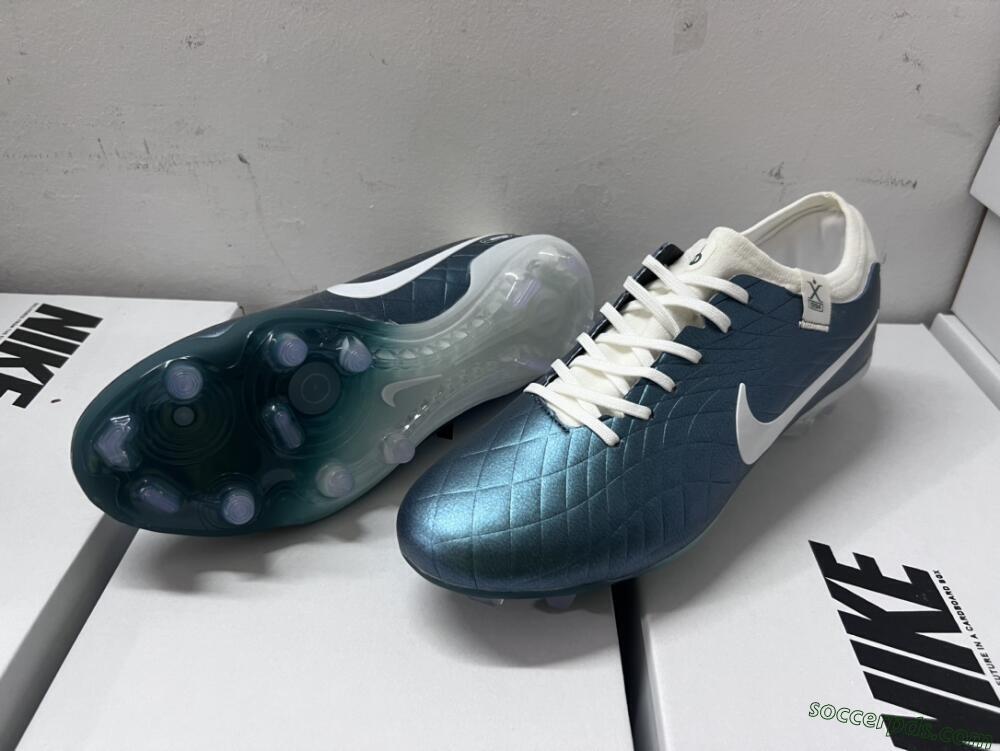 Nike Tiempo Legend 10 Elite FG Low-Tops Football Boots - Jade/White