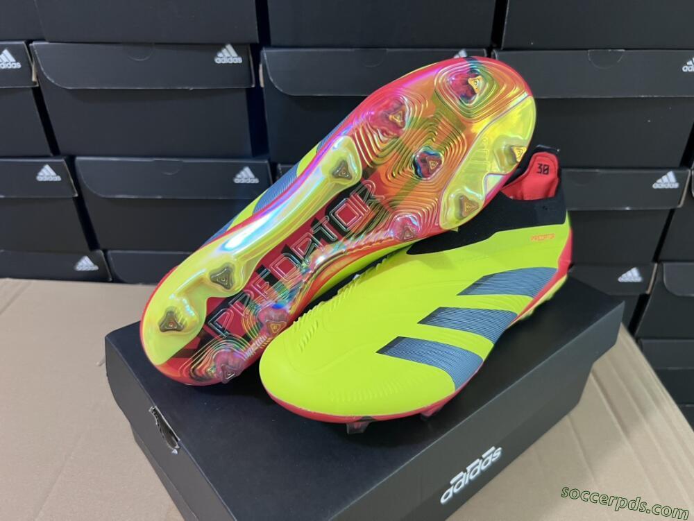 Adidas Predator Accuracy+ Laceless FG Low-Tops Football Boots - Yellow/Black/Grey