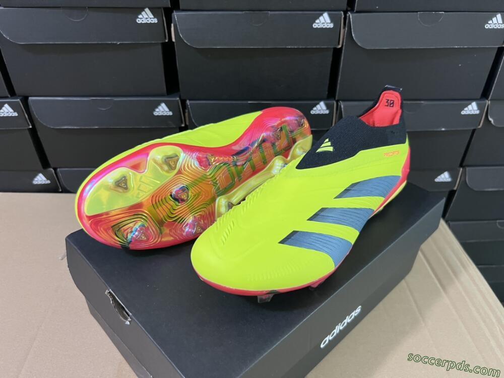 Adidas Predator Accuracy+ Laceless FG Low-Tops Football Boots - Yellow/Black/Grey