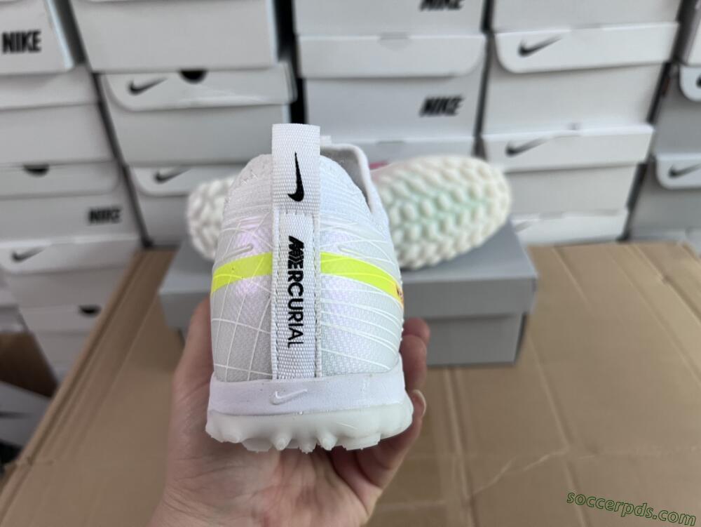 Nike Air Zoom Mercurial Vapor 15 Elite TF Low-Tops Football Shoes - White/Black/Pink