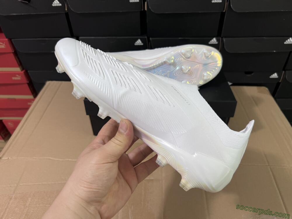 Adidas Predator Elite Laceless FG Low-Tops Football Boots - White/Silver