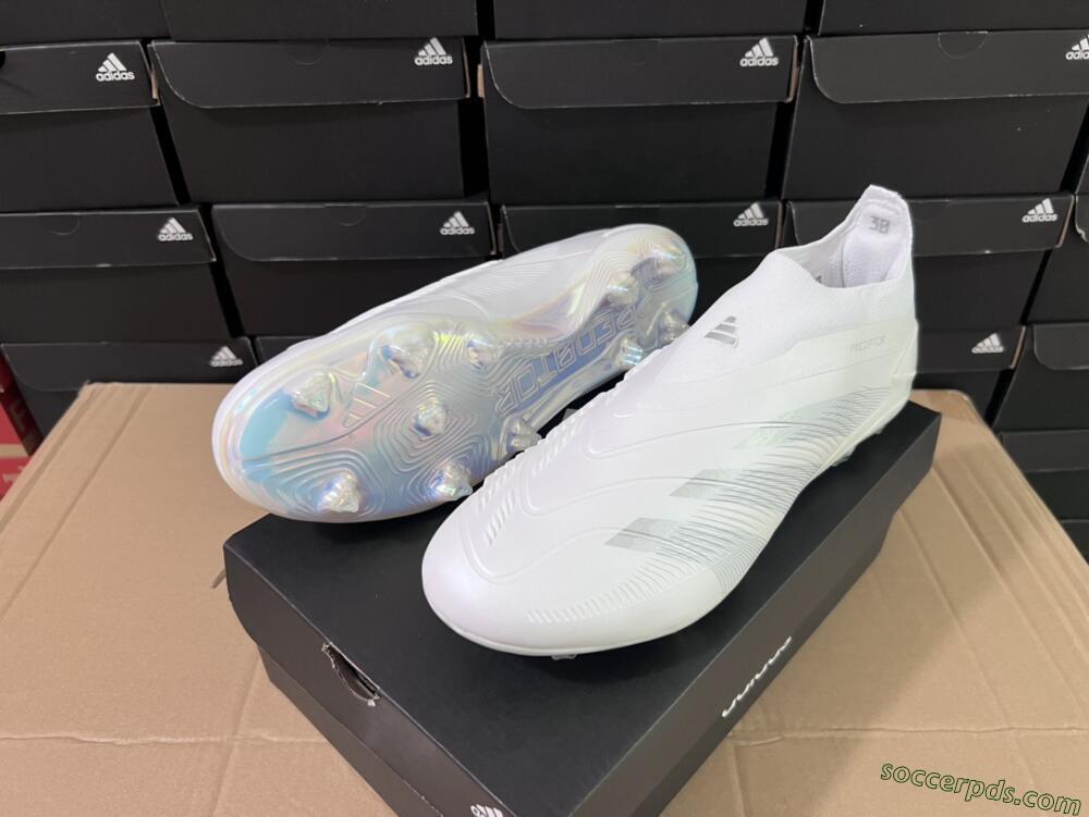 Adidas Predator Elite Laceless FG Low-Tops Football Boots - White/Silver