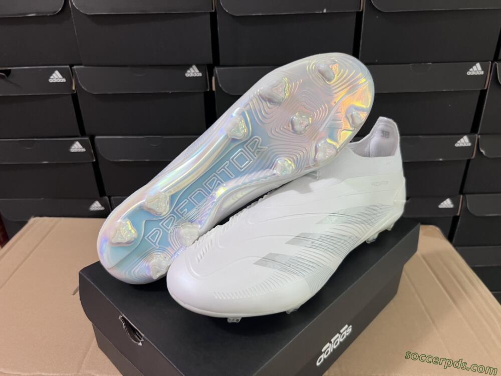 Adidas Predator Elite Laceless FG Low-Tops Football Boots - White/Silver