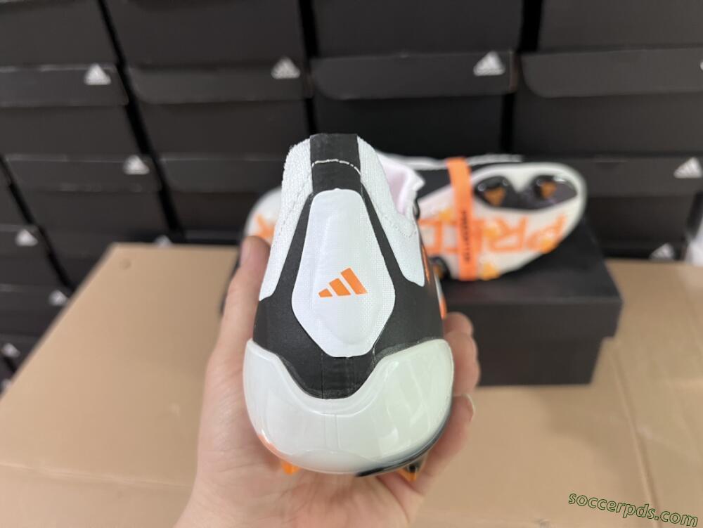 Adidas Predator Elite Foldover Tongue FG Low-Tops Football Boots - White/Black/Orange