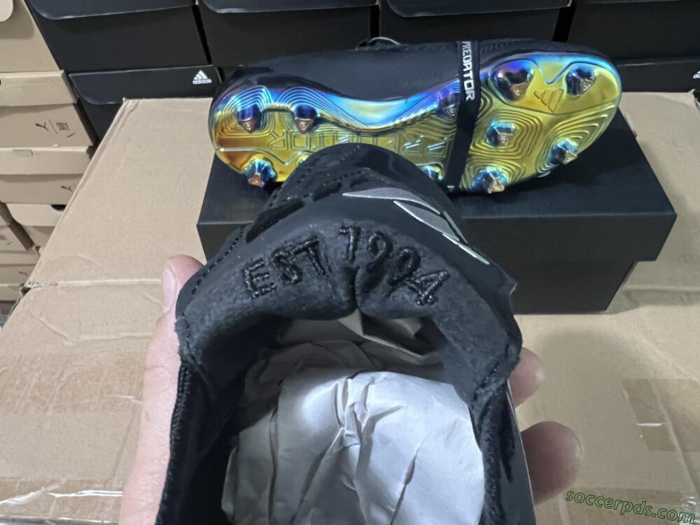 Adidas Predator Elite Foldover Tongue FG Low-Tops Football Boots - Black/Silver/Gold