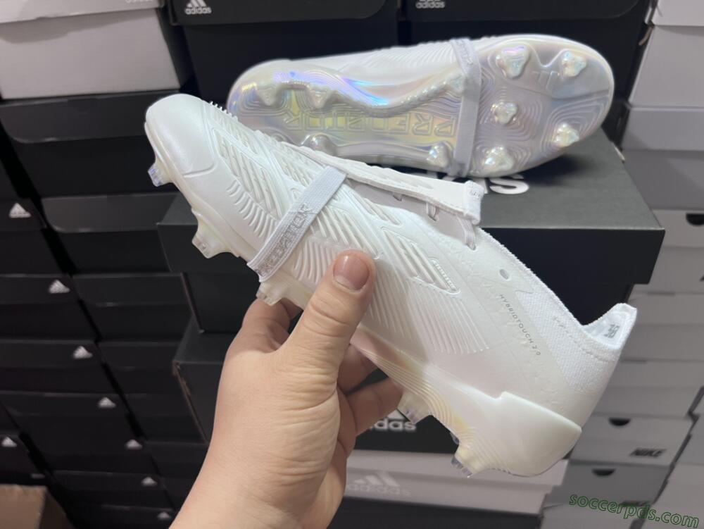 Adidas Predator Elite Foldover Tongue FG Low-Tops Football Boots - Beige/White/Silver