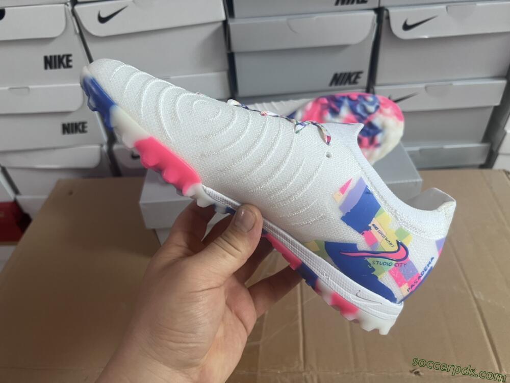 Nike Phantom Luna Elite TF Low-Tops Football Shoes - White/Blue/Pink/Yellow