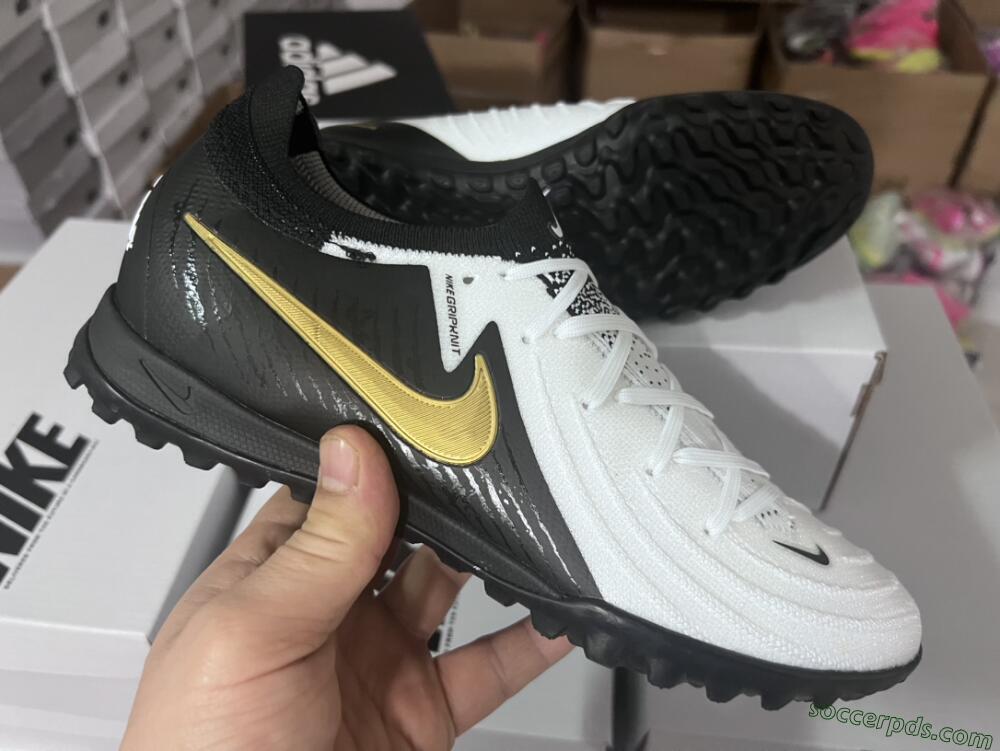 Nike Phantom Luna Elite NU FG Low-Tops Football Boots - White/Black/Gold