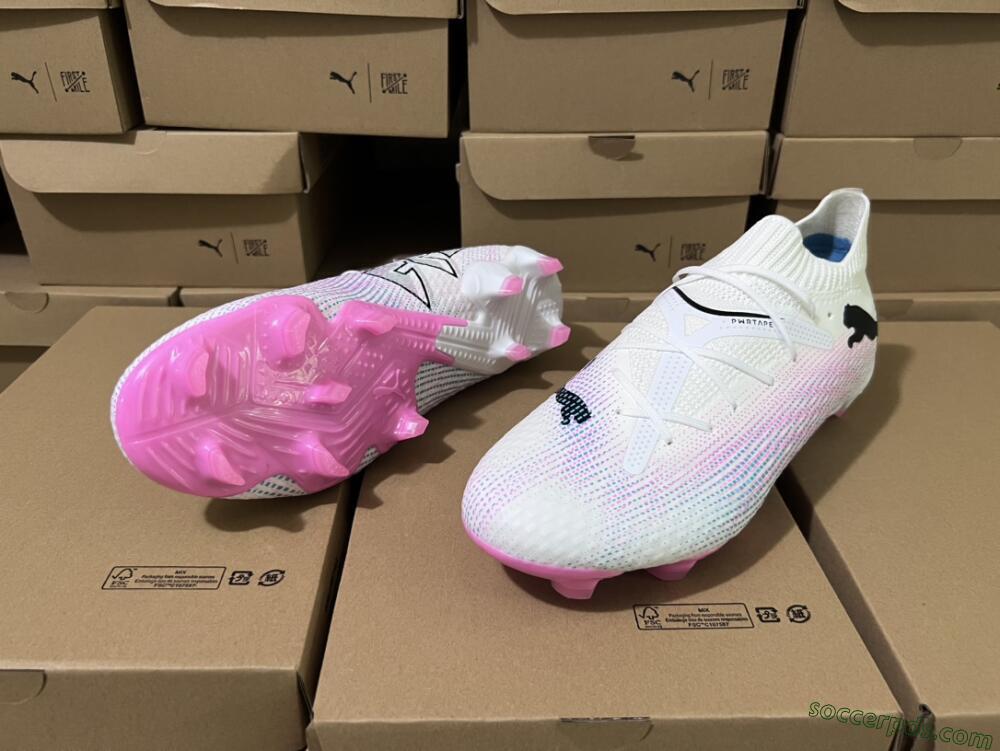 Puma Future Ultimate 2024 FG Low-Tops Football Boots - White/Pink/Blue/Black
