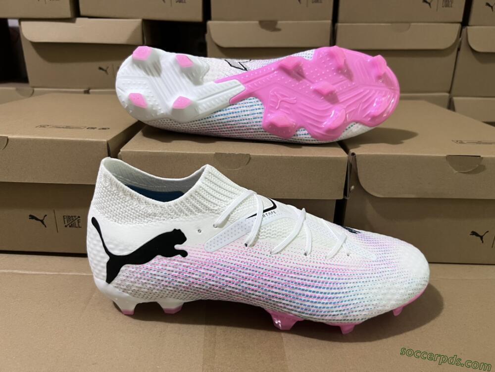 Puma Future Ultimate 2024 FG Low-Tops Football Boots - White/Pink/Blue/Black