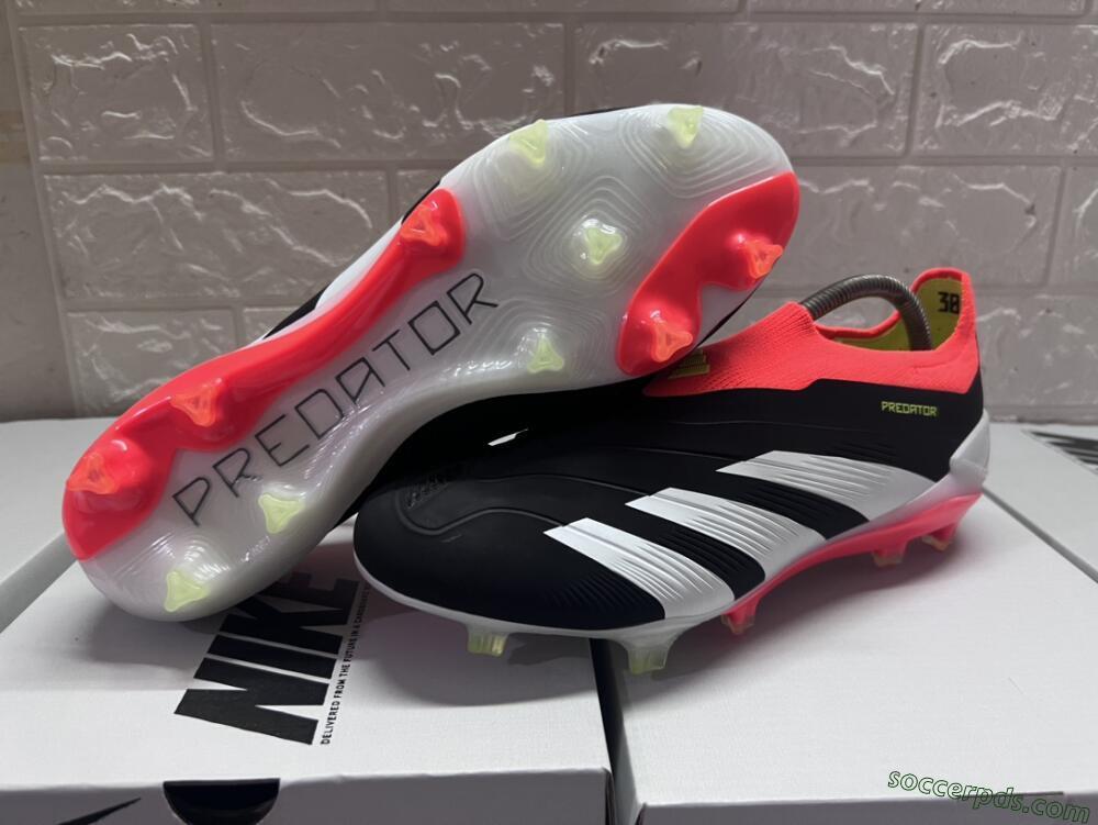 Adidas Predator Elite Laceless FG Low-Tops Football Boots - Black/White/Red