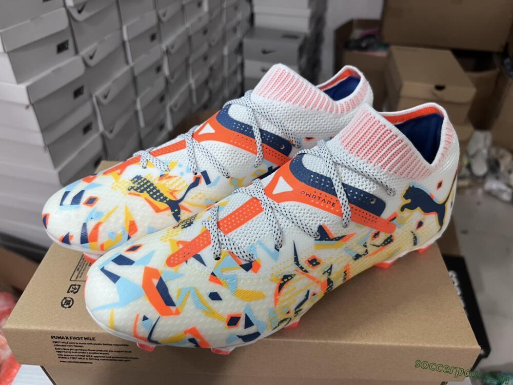 Puma Future FG Low-Tops Football Boots - White/Red/Yellow/Blue/Pink