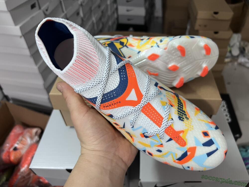Puma Future FG Low-Tops Football Boots - White/Red/Yellow/Blue/Pink