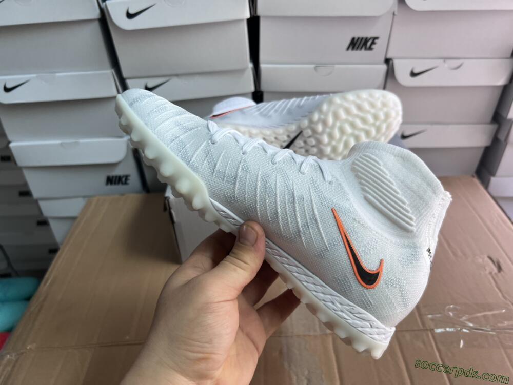 Nike Phantom Luna Elite NU TF High-Tops Football Shoes - White/Grey/Orange/Black