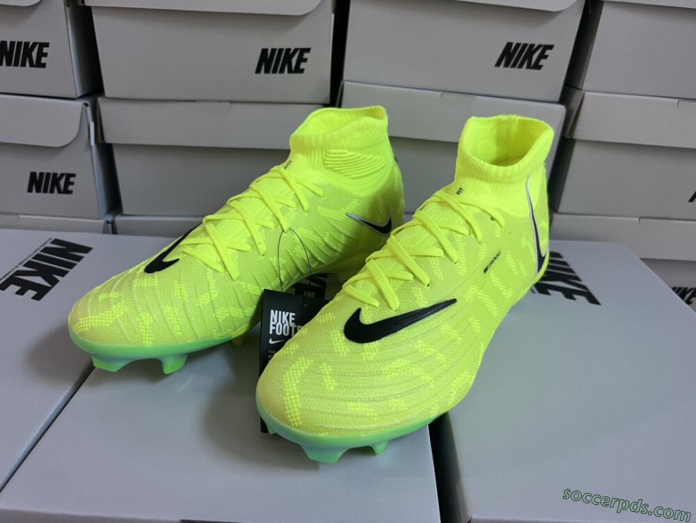 Nike Phantom Luna Elite FG High-Tops Football Boots - Green/Black/White