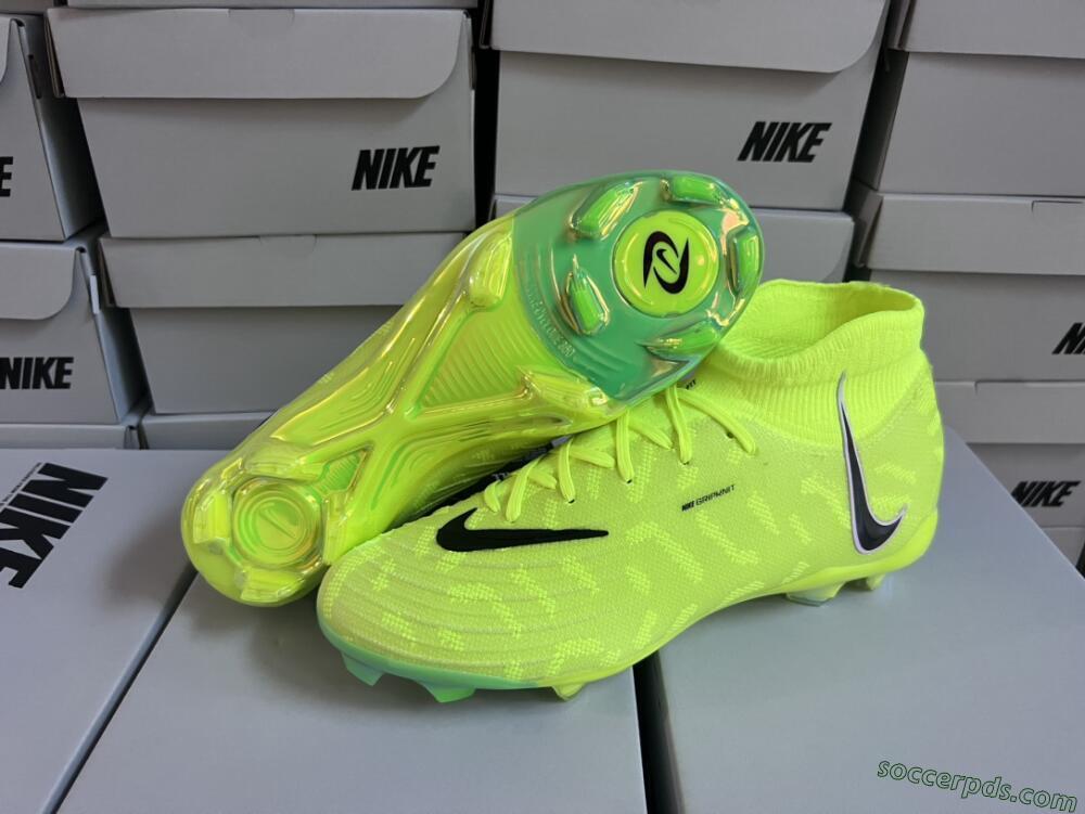 Nike Phantom Luna Elite FG High-Tops Football Boots - Green/Black/White