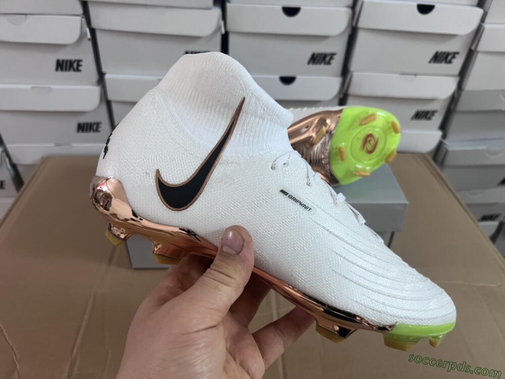Nike Phantom Luna Elite NU FG High-Tops Football Boots - White/Gold/Black