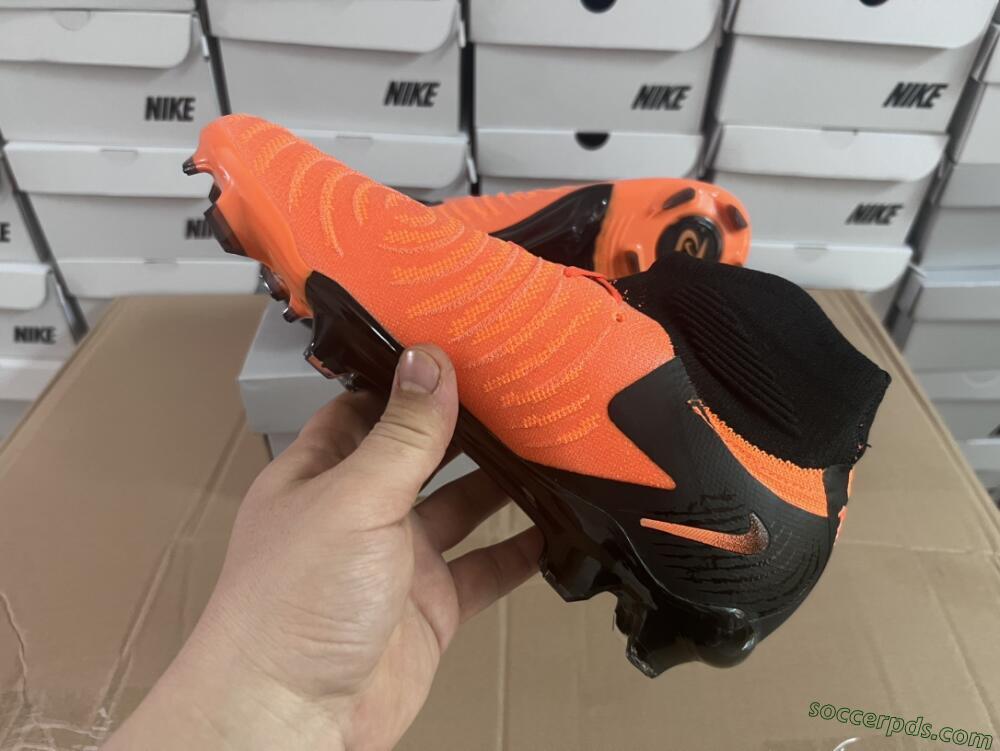 Nike Phantom Luna Elite NU FG High-Tops Football Boots - Orange/Black