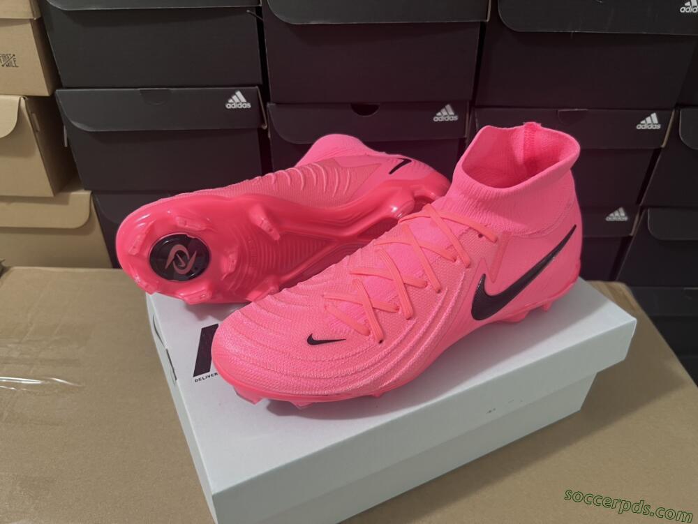 Nike Phantom Luna 2 Elite LV8 FG High-Tops Football Boots - Red/Black/Pink