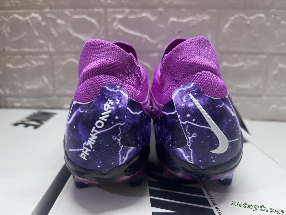 Nike Phantom GX Elite FG Low-Tops Football Boots - Purple/Black/White/Gold