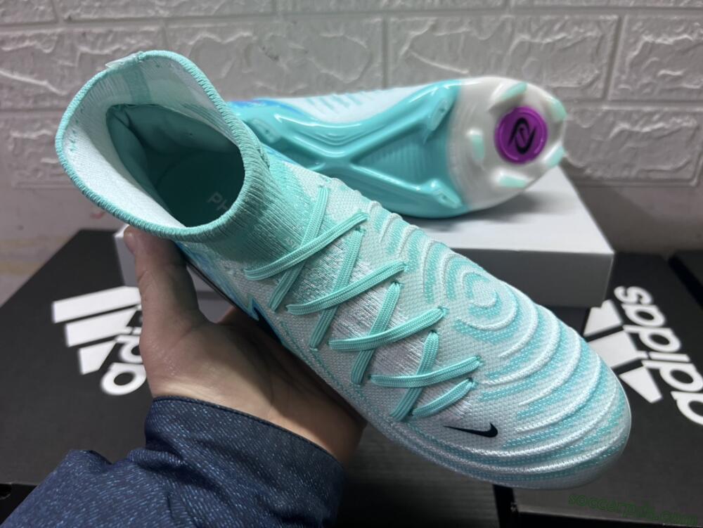 Nike Phantom Luna 2 Elite LV8 FG High-Tops Football Boots - Jade/Black/Purple