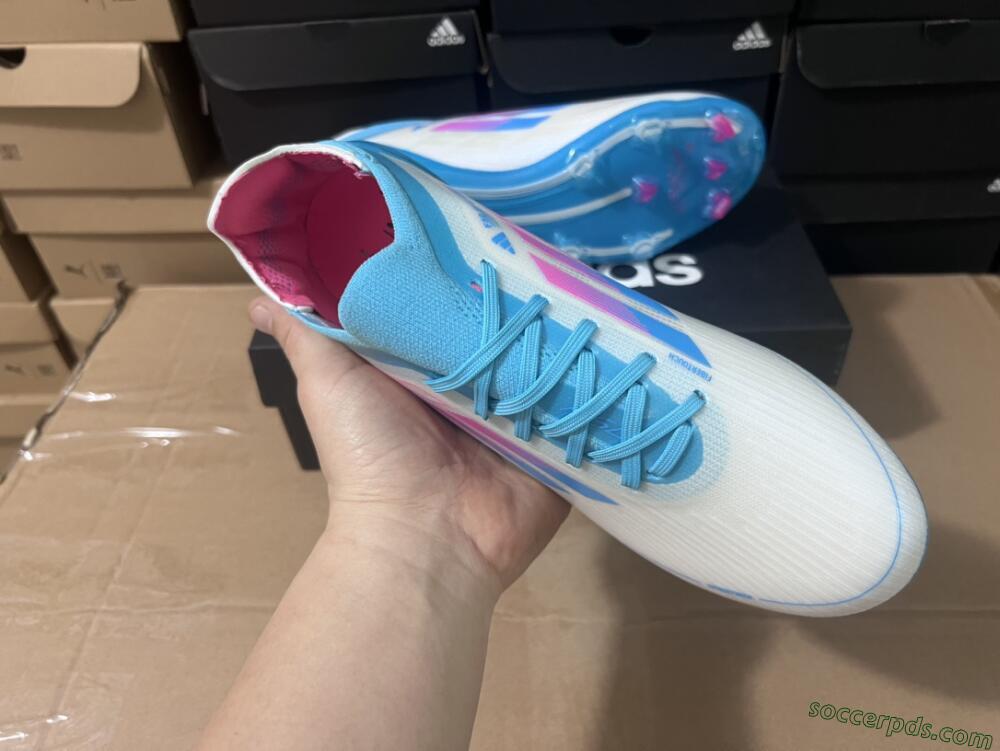 Adidas F50 Adizero FG Low-Tops Football Boots - White/Blue/Pink