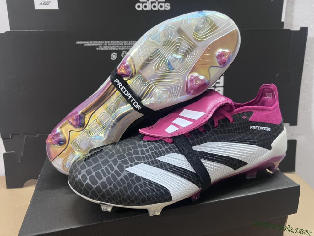 Adidas Predator Accuracy+ FG Low-Tops Football Boots - Black/White/Purple
