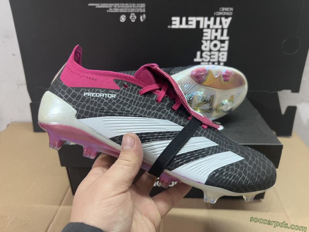 Adidas Predator Accuracy+ FG Low-Tops Football Boots - Black/White/Purple