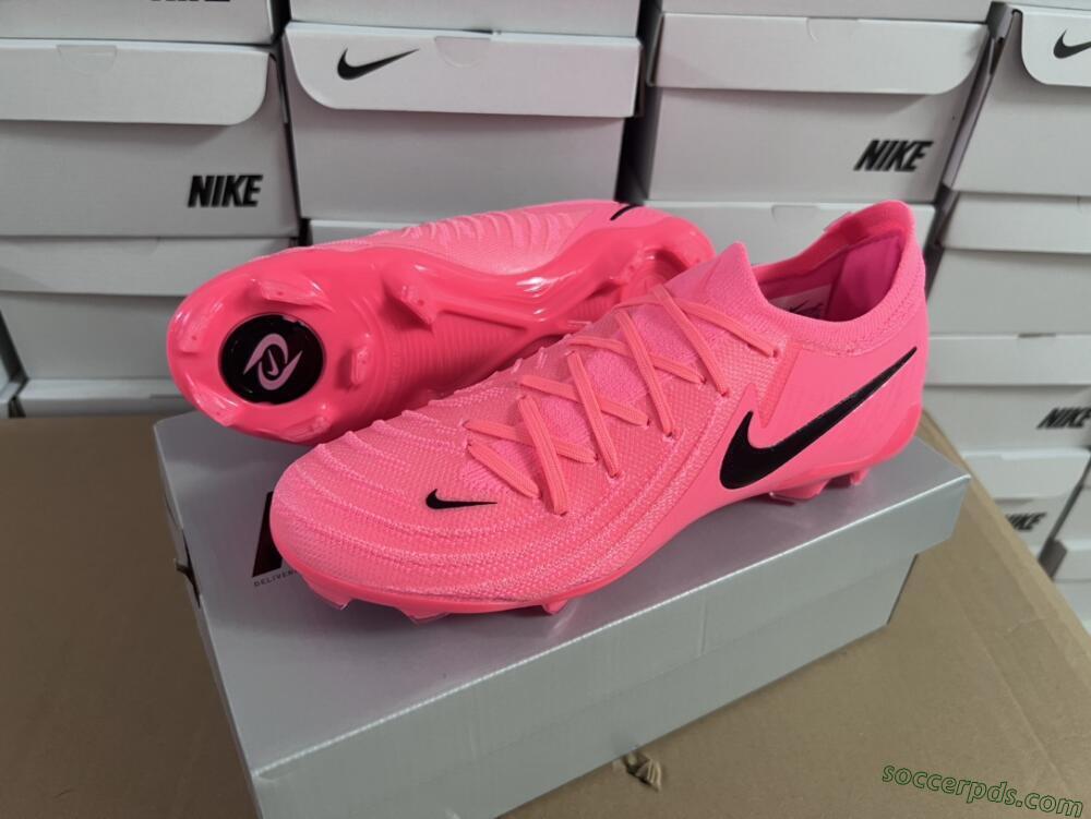 Nike Phantom Luna 2 Elite LV8 FG Low-Tops Football Boots - Red/Black/Pink