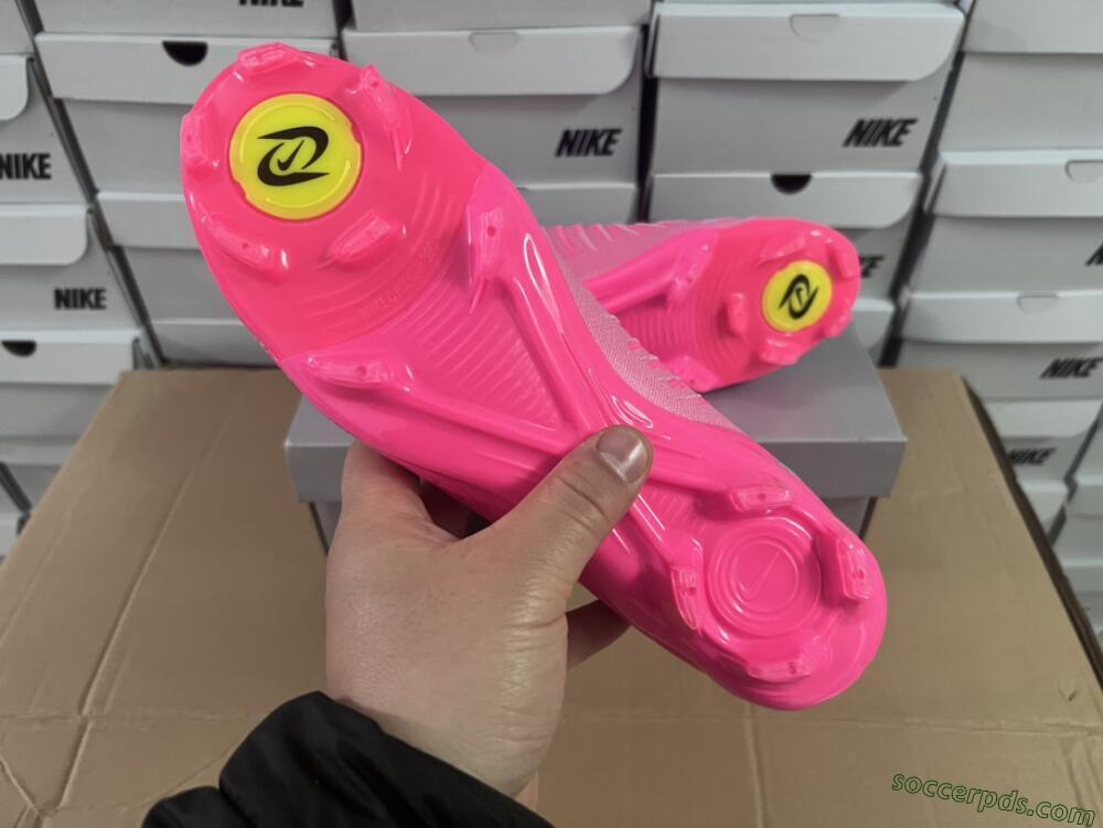 Nike Phantom Luna Elite NU FG High-Tops Football Boots - Pink/Yellow/Jade