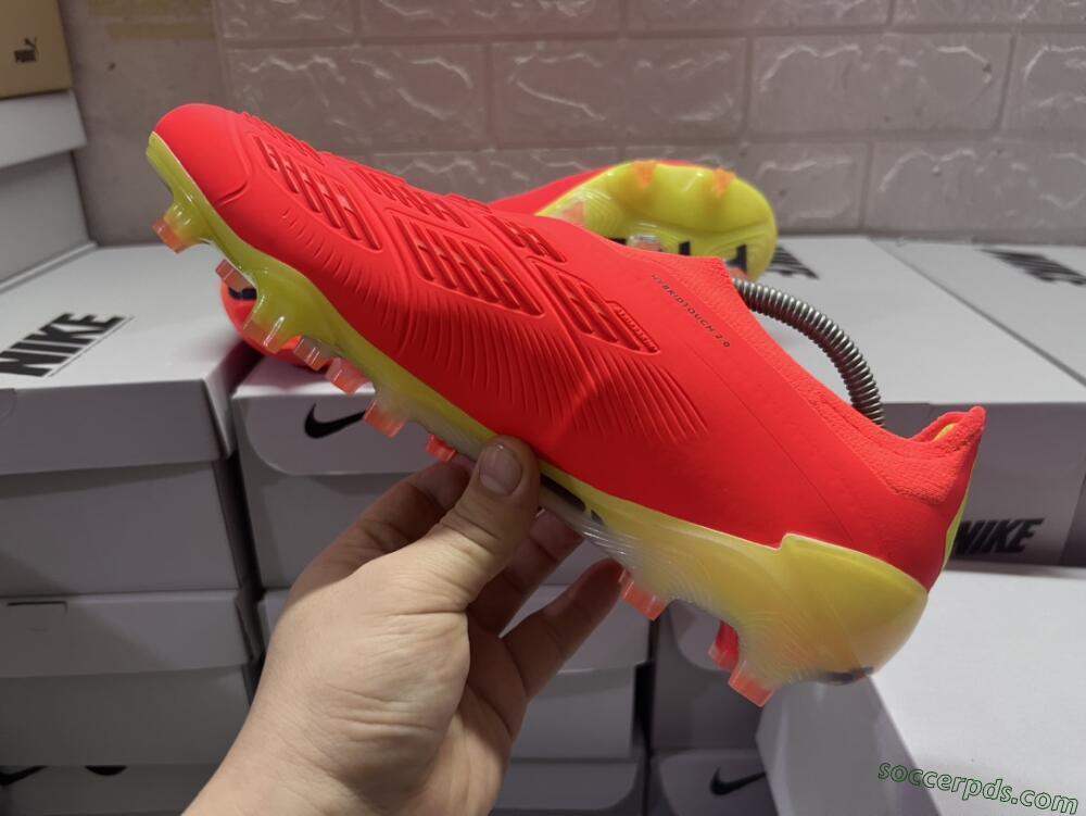 Adidas Predator Accuracy+ FG Low-Tops Football Boots - Red/Black/Blue