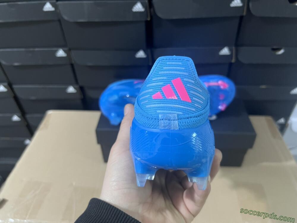 Adidas F50 Adizero FG Low-Tops Football Boots - Blue/Pink