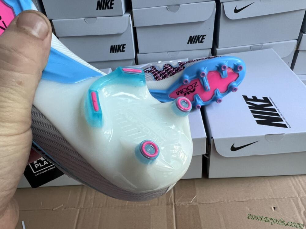 Nike Air Zoom Mercurial Vapor 15 Elite AG Low-Tops Football Boots - White/Blue/Pink