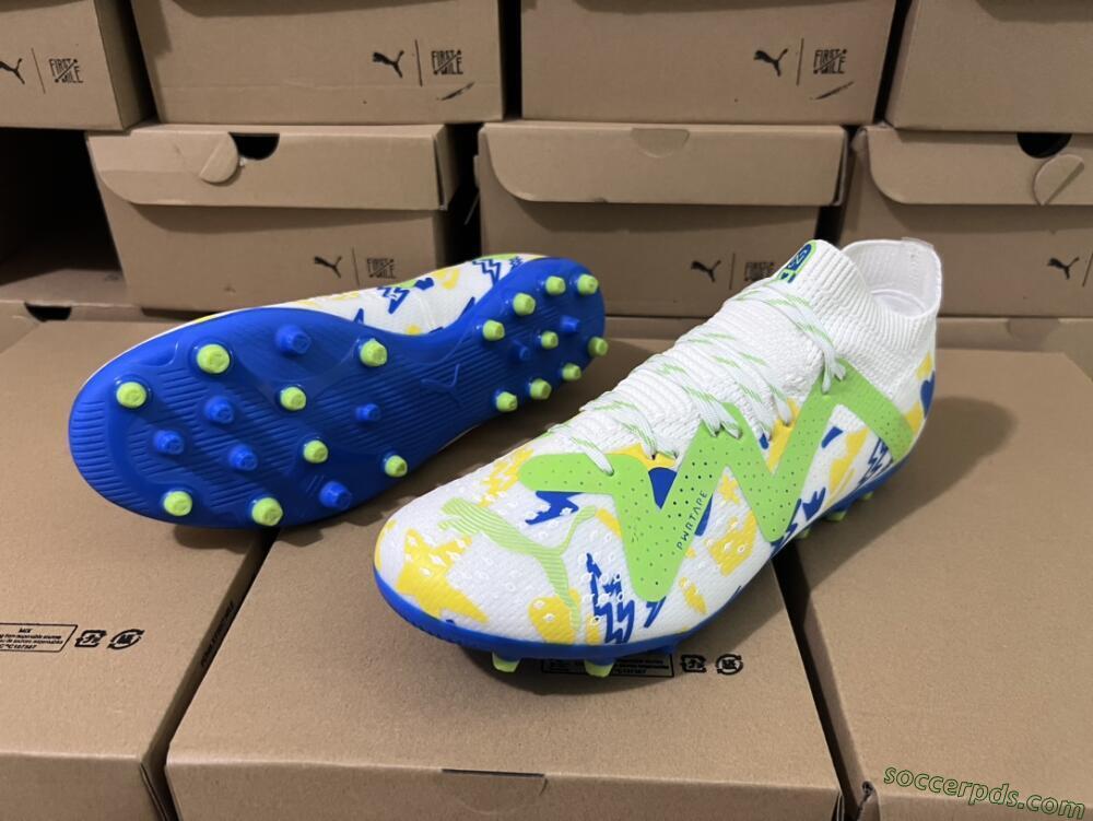 Puma Future Ultimate MG Low-Tops Football Boots - White/Yellow/Blue
