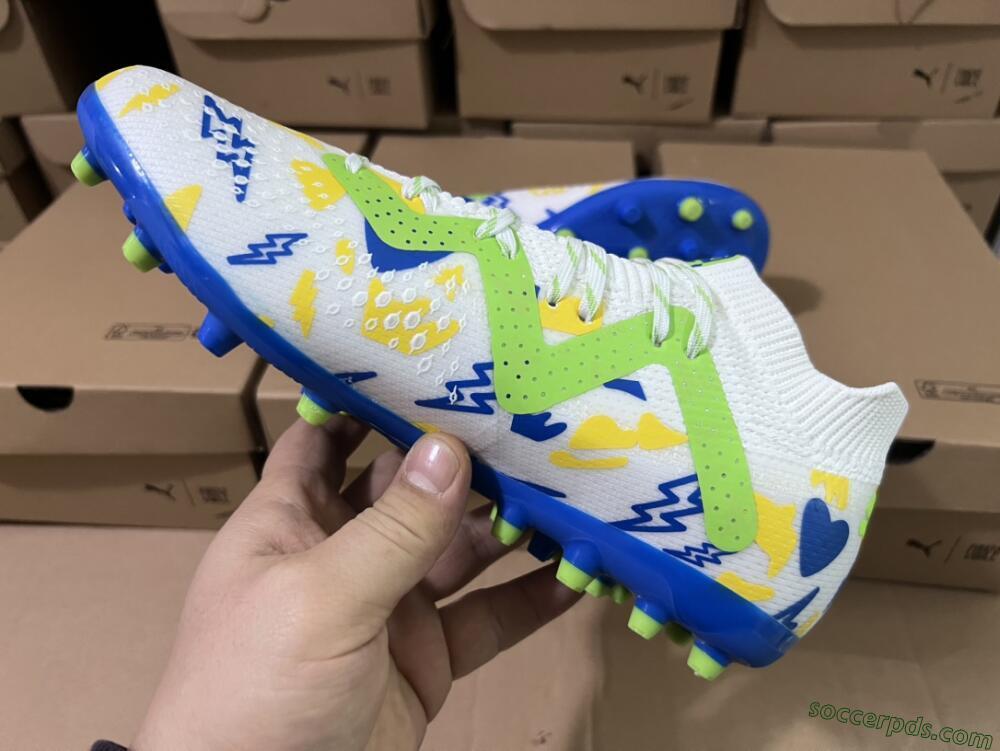 Puma Future Ultimate MG Low-Tops Football Boots - White/Yellow/Blue