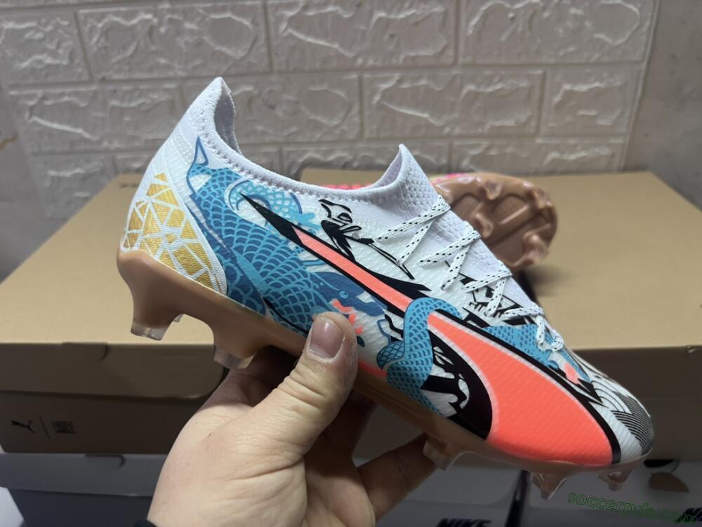 Puma Ultra Ultimate FG Low-Tops Football Boots - White/Black/Blue/Orange
