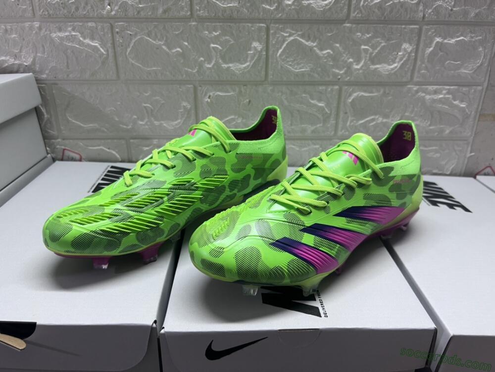 Adidas Predator Accuracy.1 FG Low-Tops Football Boots - Green/Yellow/Purple