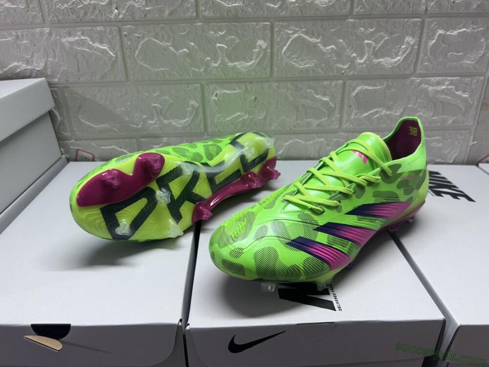 Adidas Predator Accuracy.1 FG Low-Tops Football Boots - Green/Yellow/Purple