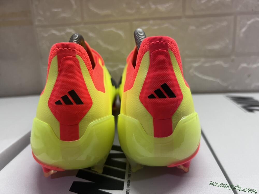 Adidas Predator Accuracy.1 FG Low-Tops Football Boots - Green/Red/Black