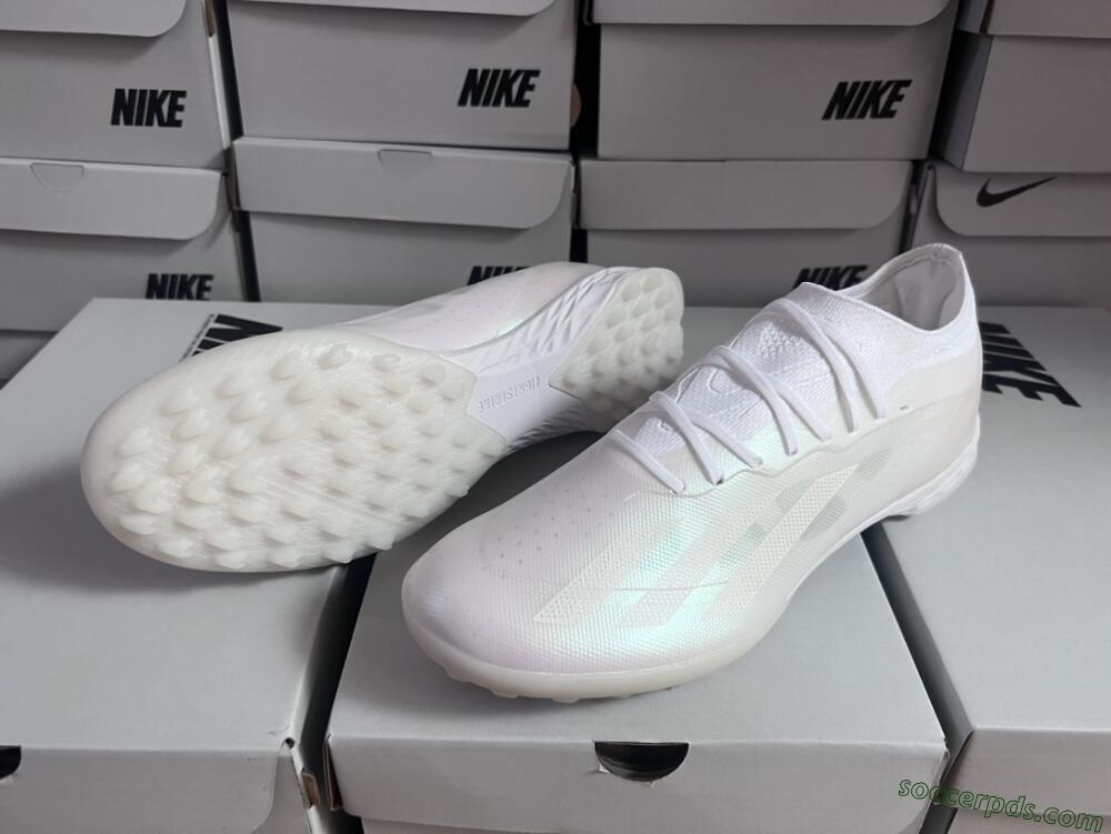Adidas X Crazyfast.1 TF Low-Tops Football Shoes - White/Silver