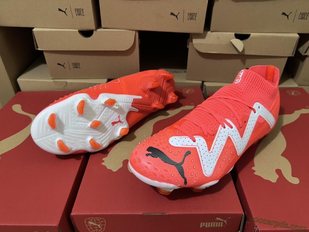 Puma Future Ultimate FG Low-Tops Football Boots - Red/White/Black