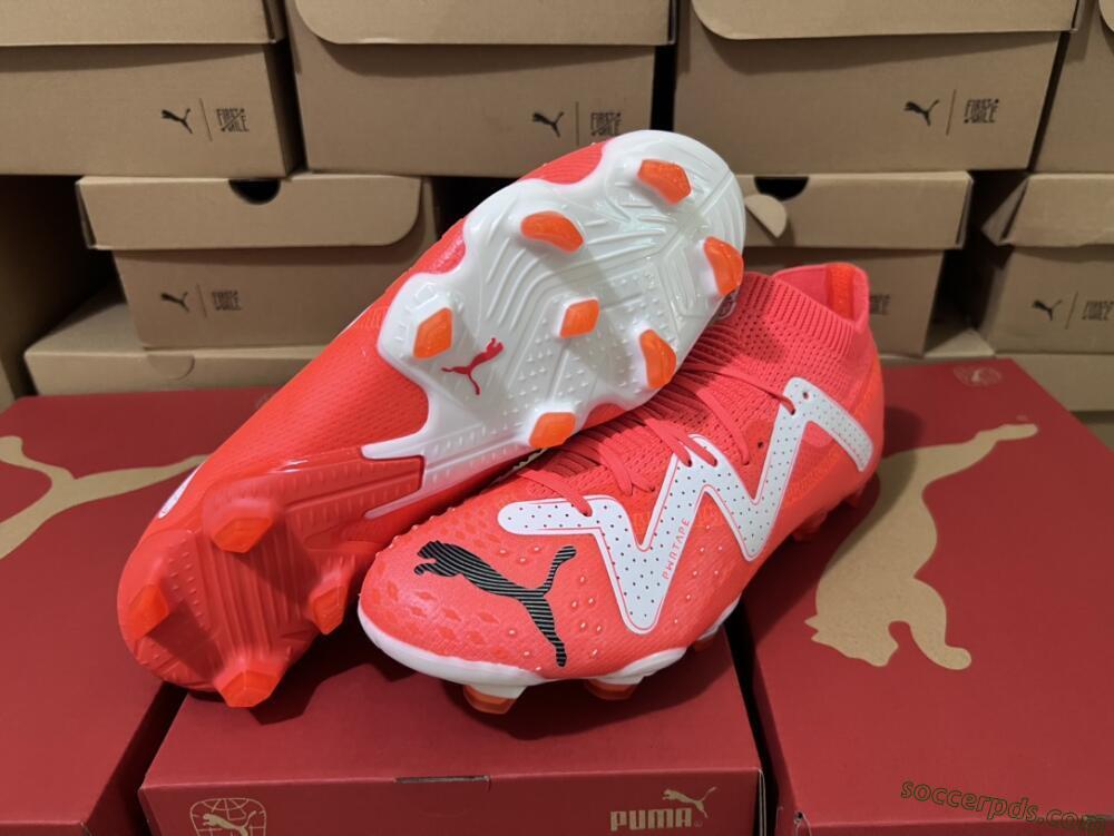 Puma Future Ultimate FG Low-Tops Football Boots - Red/White/Black
