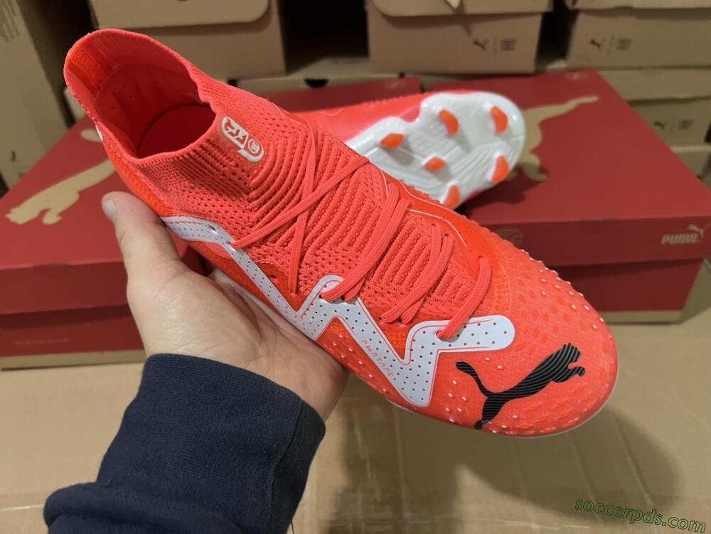Puma Future Ultimate FG Low-Tops Football Boots - Red/White/Black