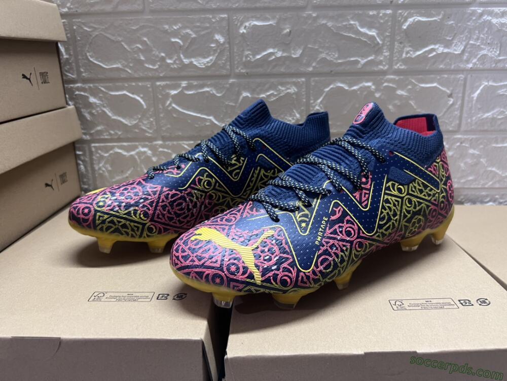 Puma Future Ultimate Limited Edition FG Low-Tops Football Boots - Blue/Yellow/Red