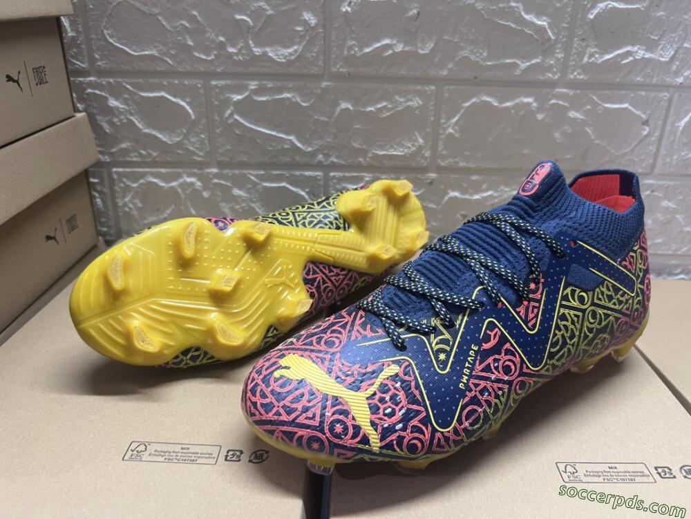 Puma Future Ultimate Limited Edition FG Low-Tops Football Boots - Blue/Yellow/Red