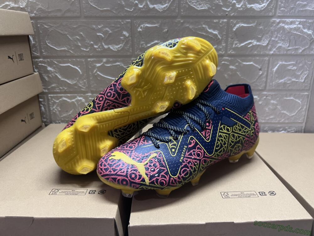 Puma Future Ultimate Limited Edition FG Low-Tops Football Boots - Blue/Yellow/Red